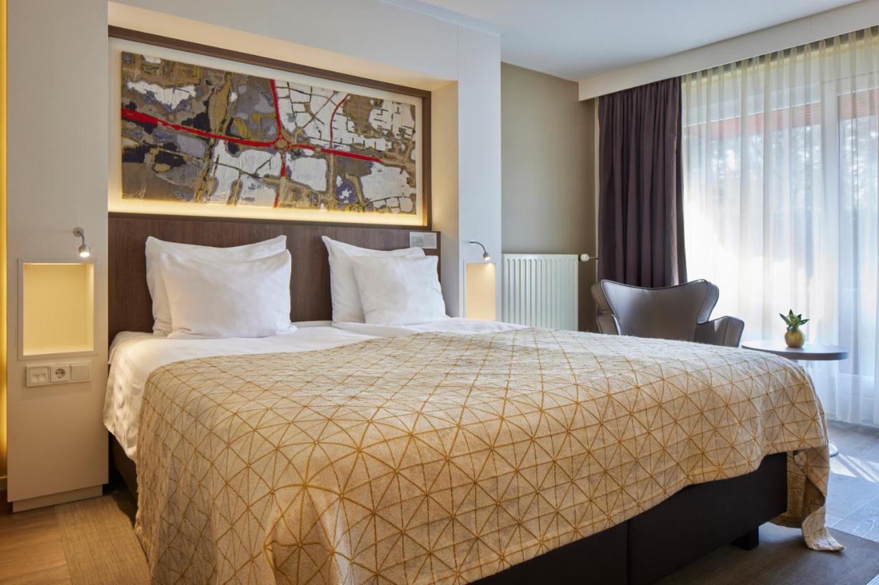 Auberge Du Bonheur ติลเบิร์ก ภายนอก รูปภาพ