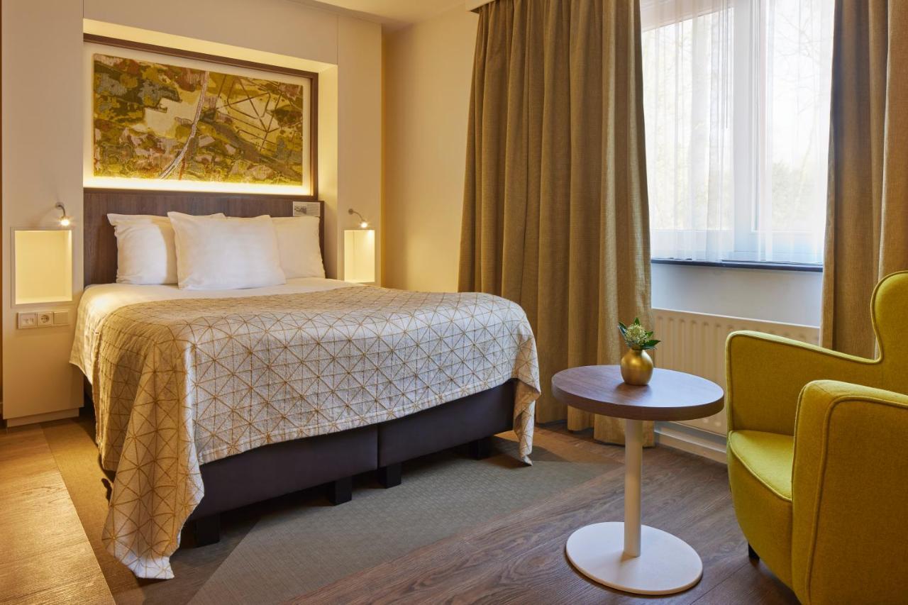 Auberge Du Bonheur ติลเบิร์ก ภายนอก รูปภาพ